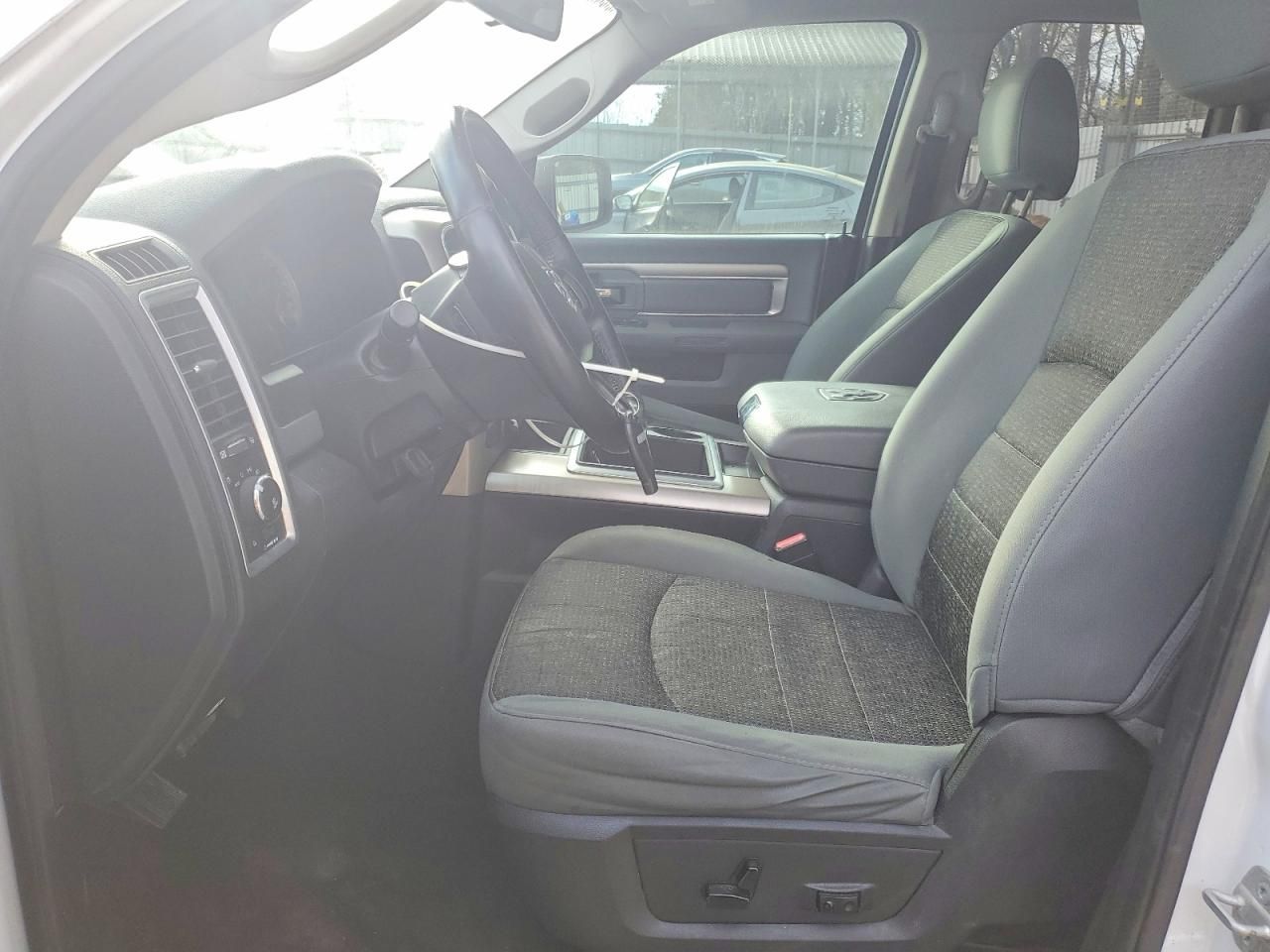 2014 Dodge Ram 1500 slt