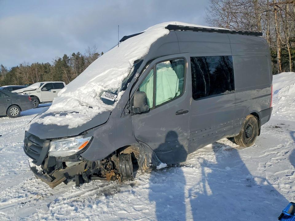 2022 Mercedes-Benz Sprinter 2500