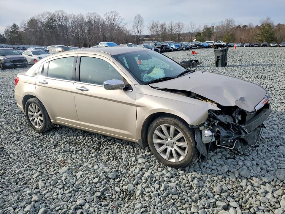 2013 Chrysler 200 Limited