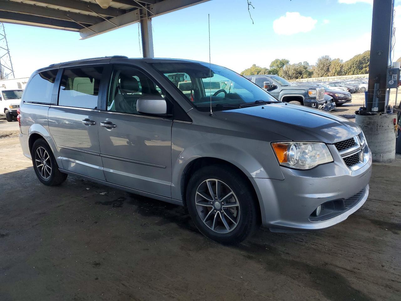 2017 Dodge Grand Caravan sxt