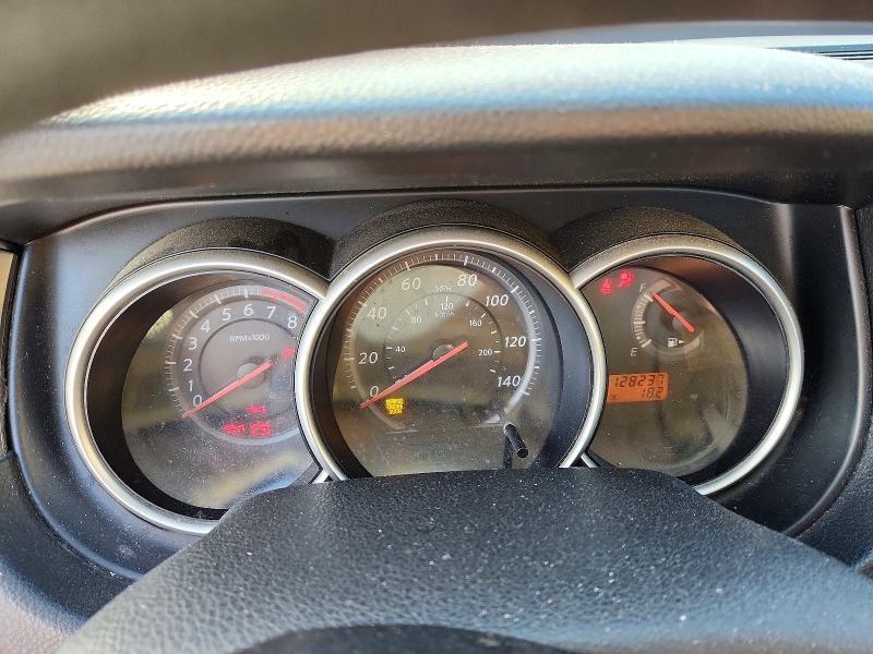 2011 Nissan Versa s