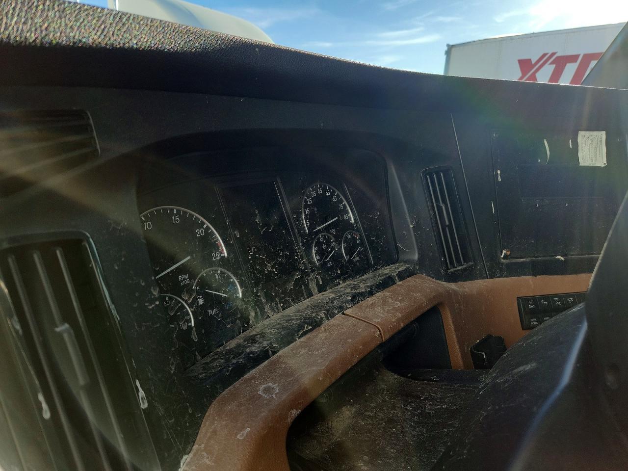 2021 Freightliner Cascadia 126 Semi Truck