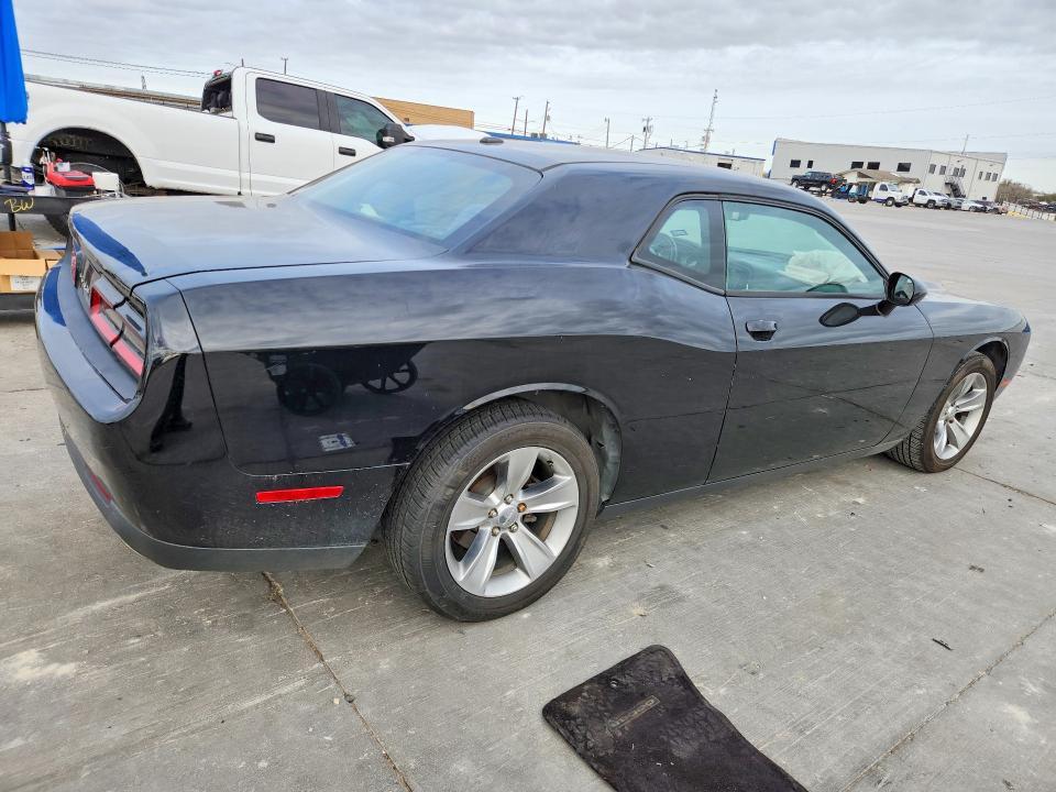 2017 Dodge Challenger sxt