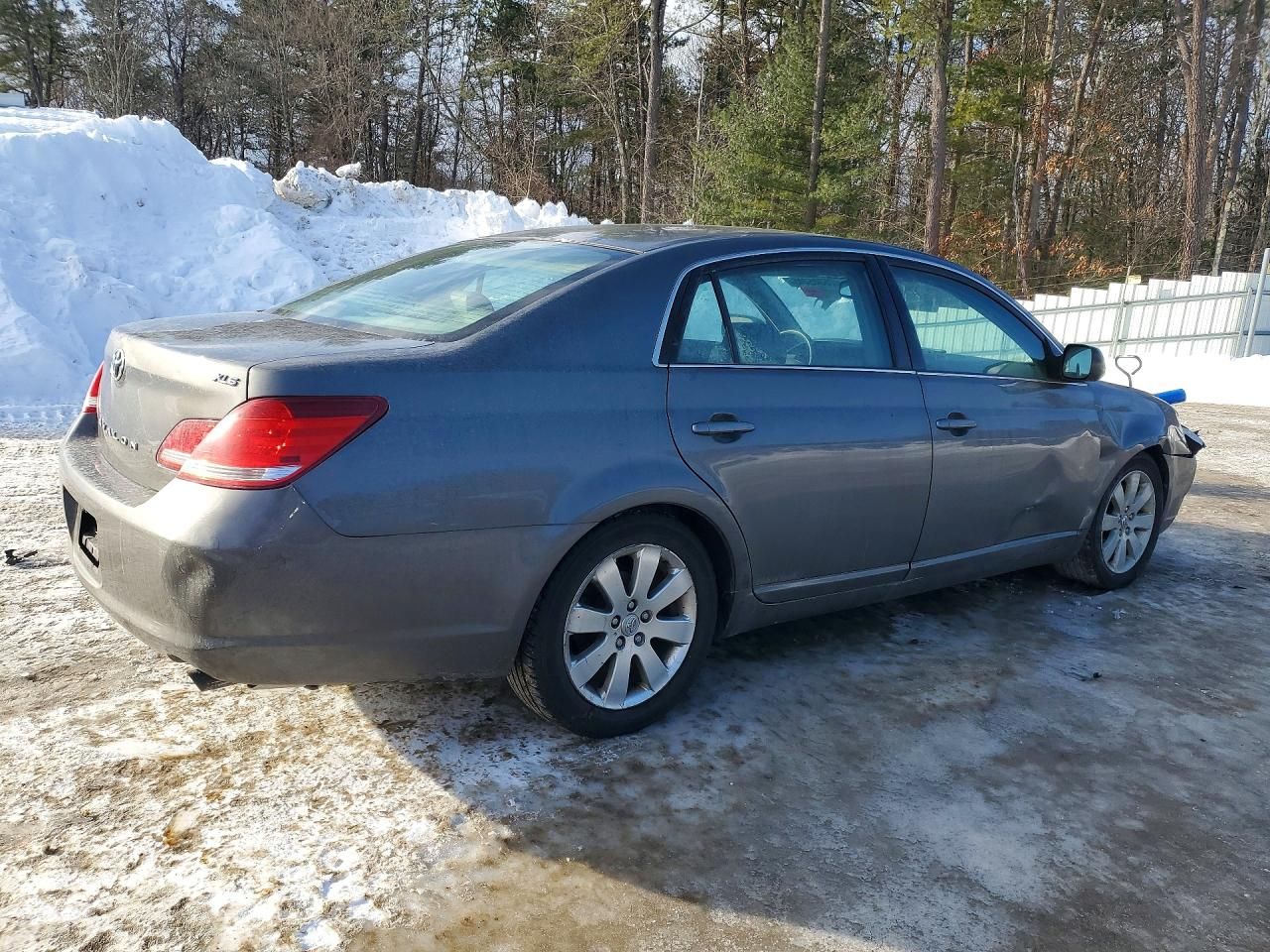 2005 Toyota Avalon xl