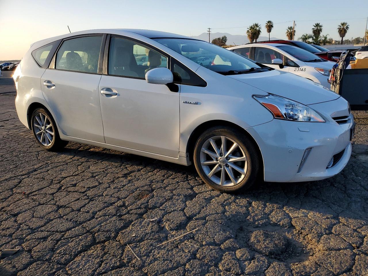 2013 Toyota Prius v