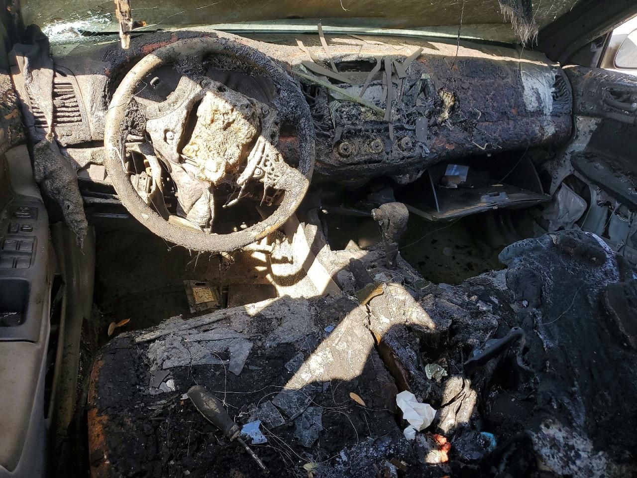 2005 Toyota Camry le