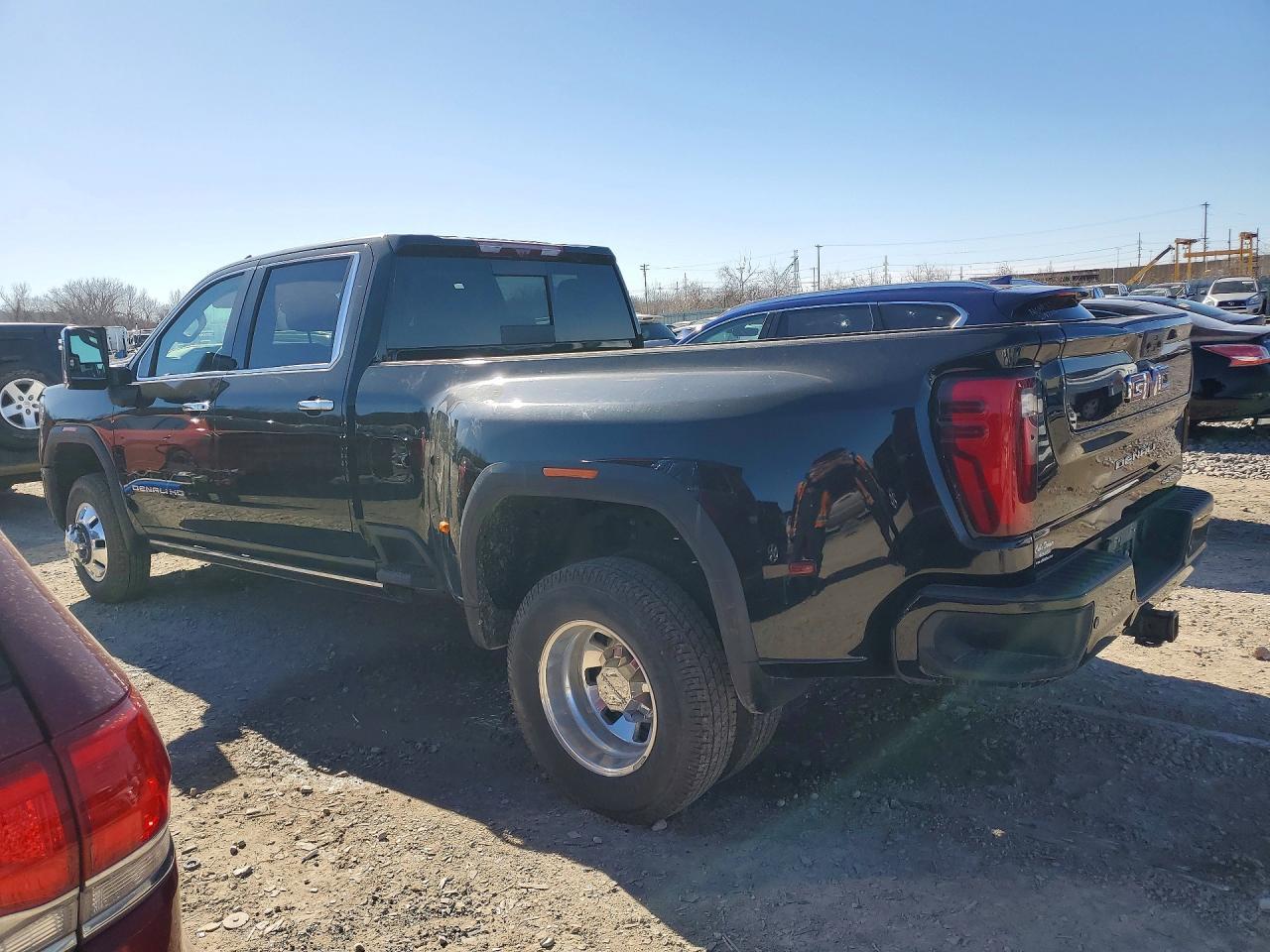 2024 GMC Sierra K3500 Denali