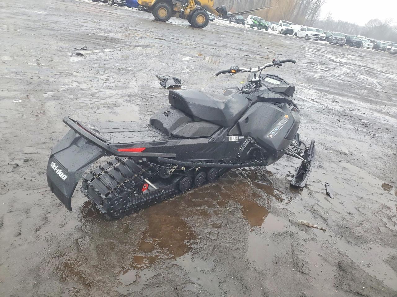 2021 Skidoo 2021 Skid RENEGADEENDRO600R