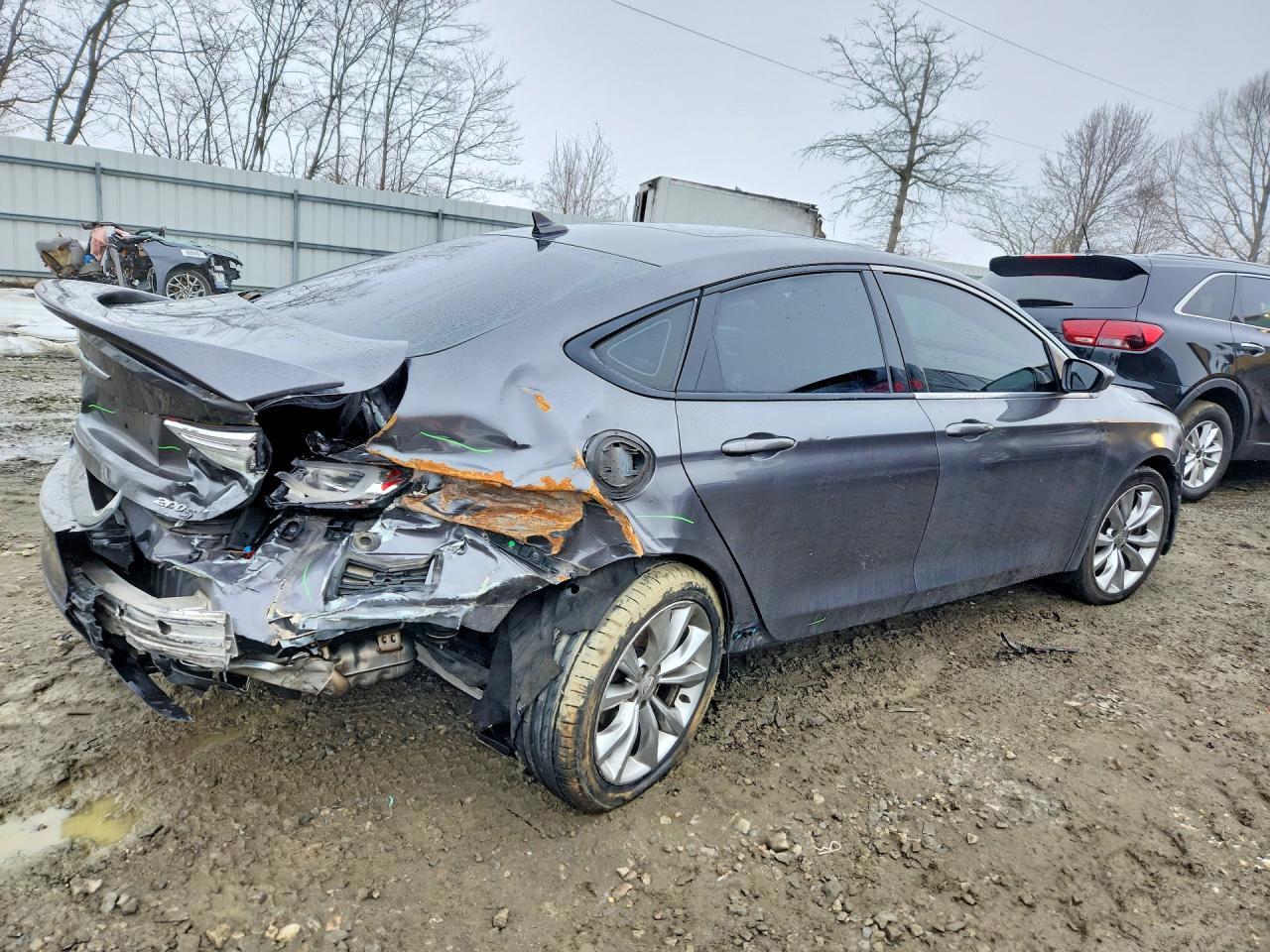2015 Chrysler 200 s