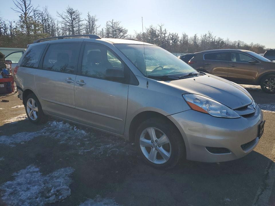 2007 Toyota Sienna ce