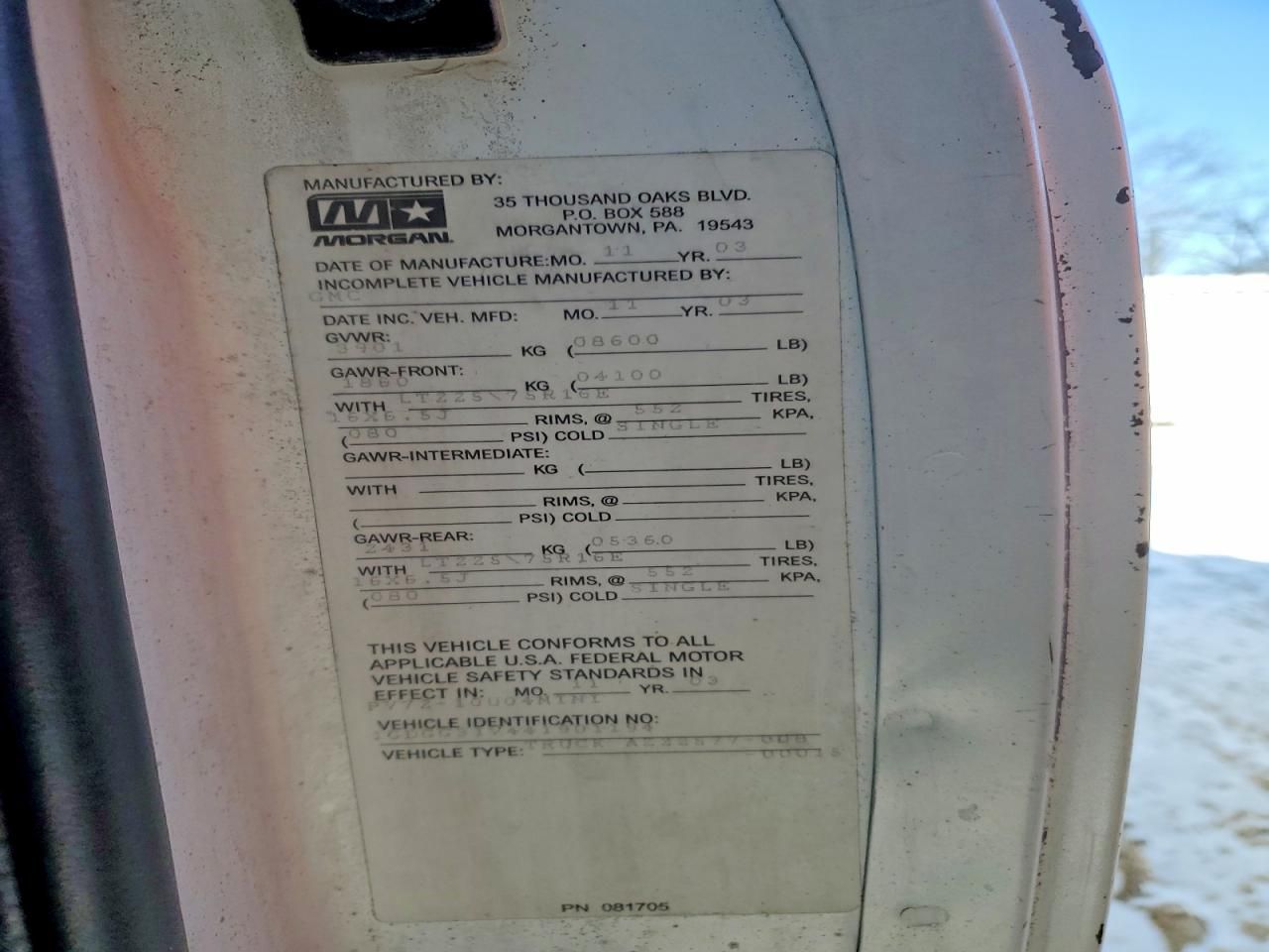 2004 GMC Savana BOX Truck