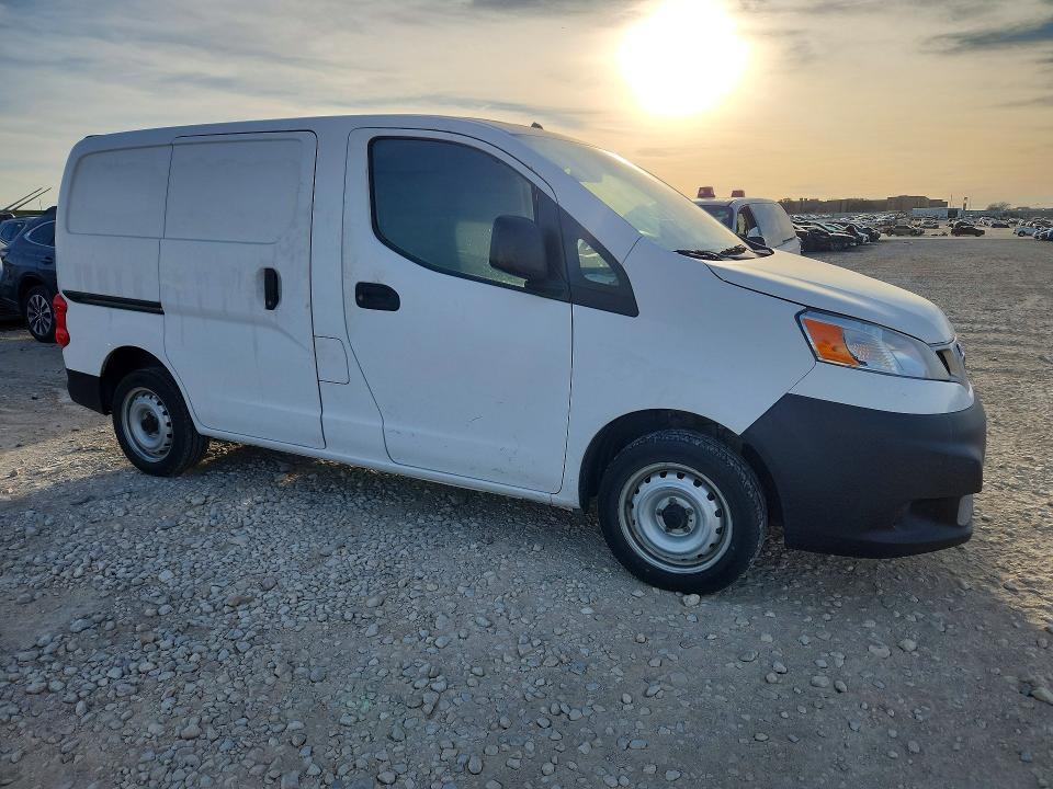 2018 Nissan NV200