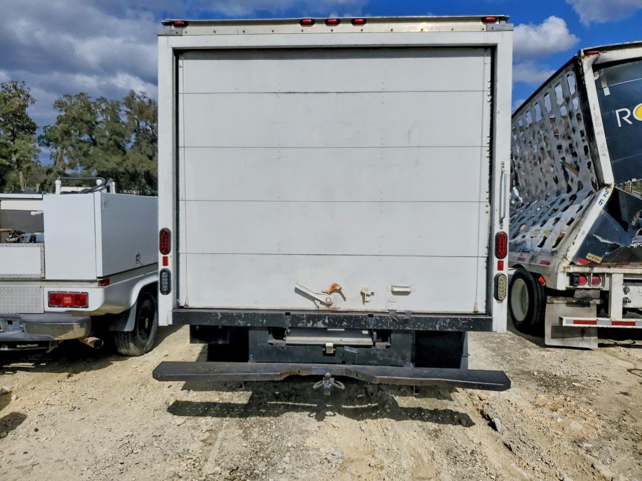 2016 Ford Econoline E350 Super Duty Cutaway Van