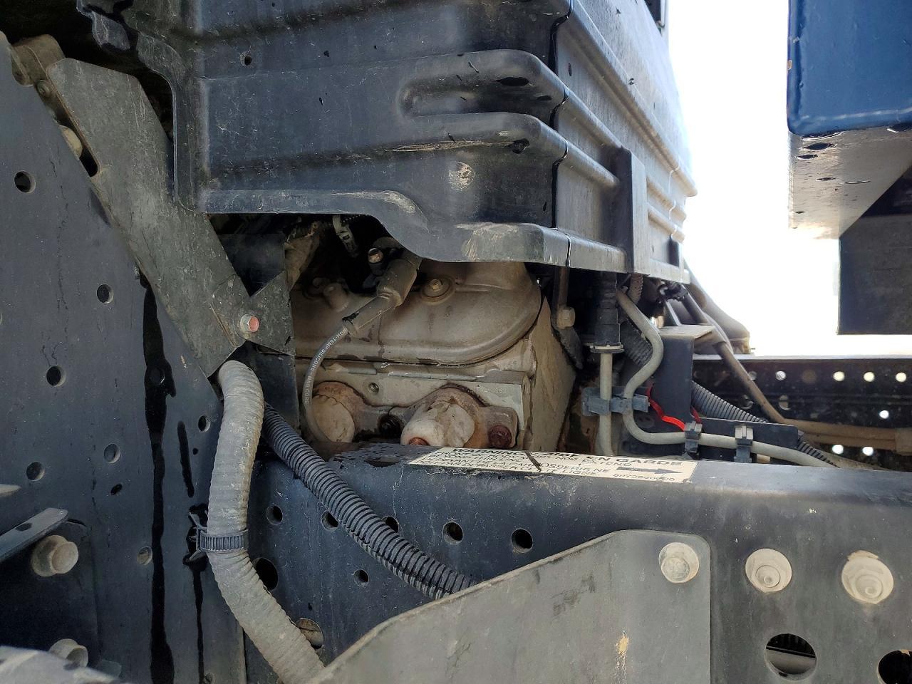 2016 Isuzu NPR HD Dump Truck