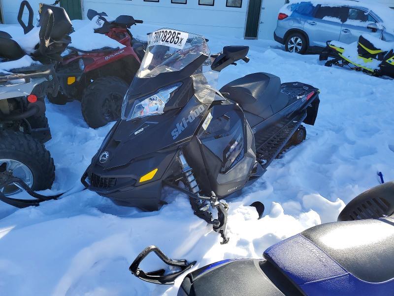 2017 Skidoo MXZ