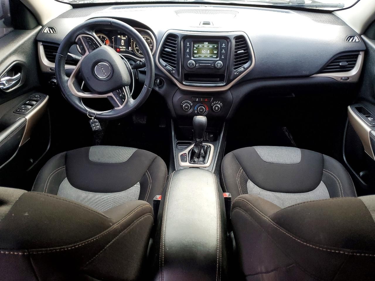 2018 Jeep Cherokee Latitude