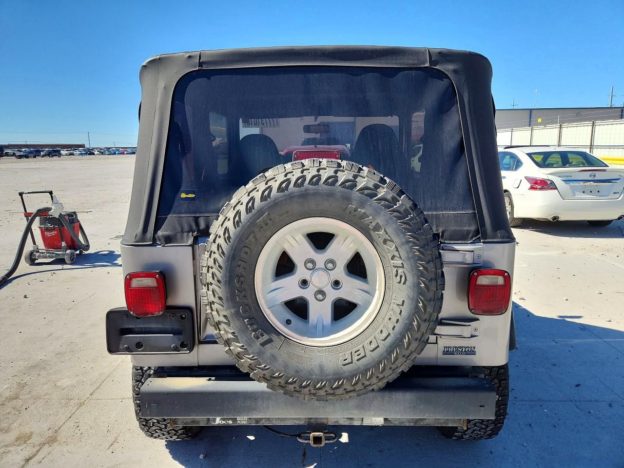 2000 Jeep Wrangler / tj Sport
