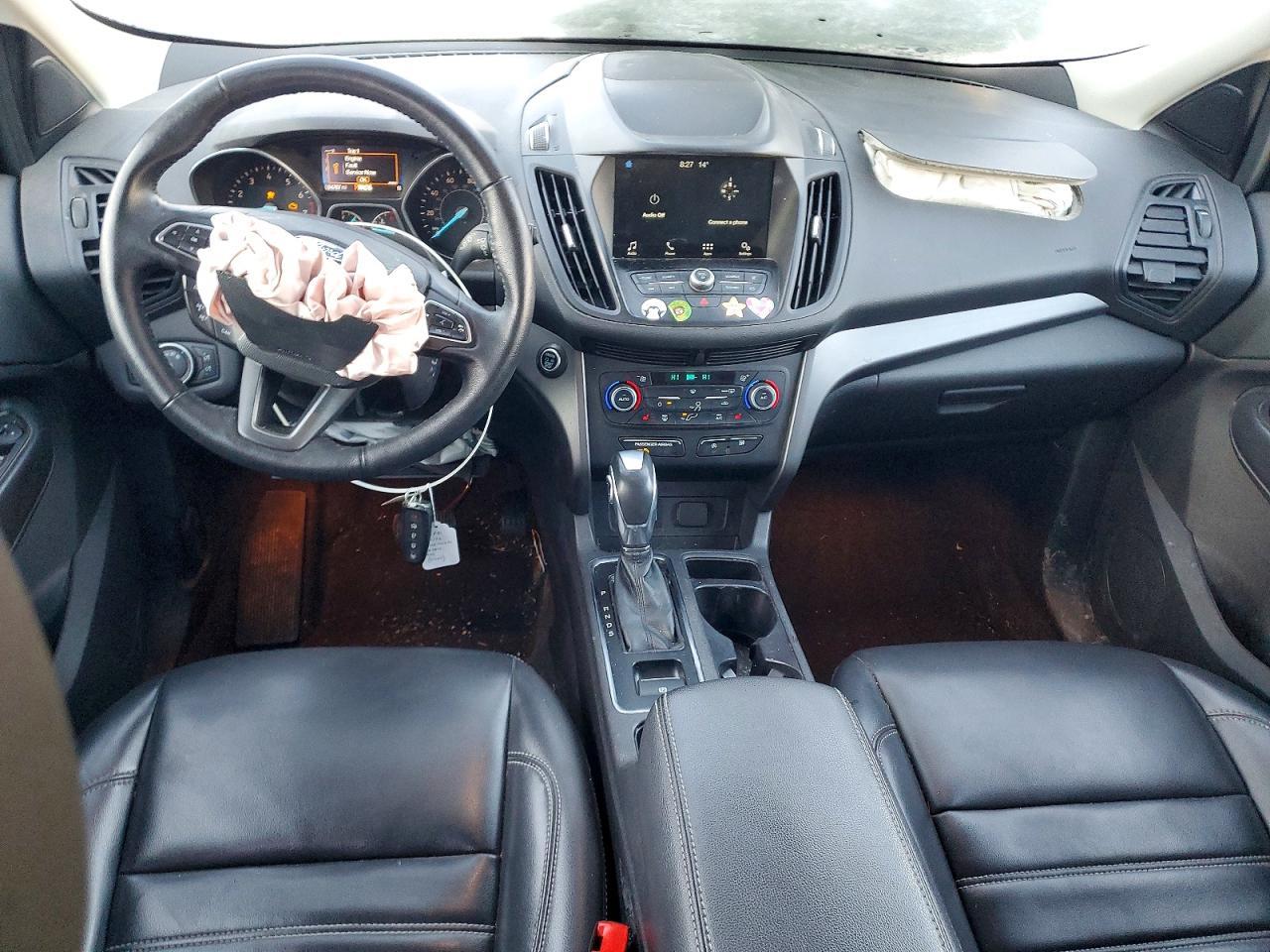 2019 Ford Escape sel
