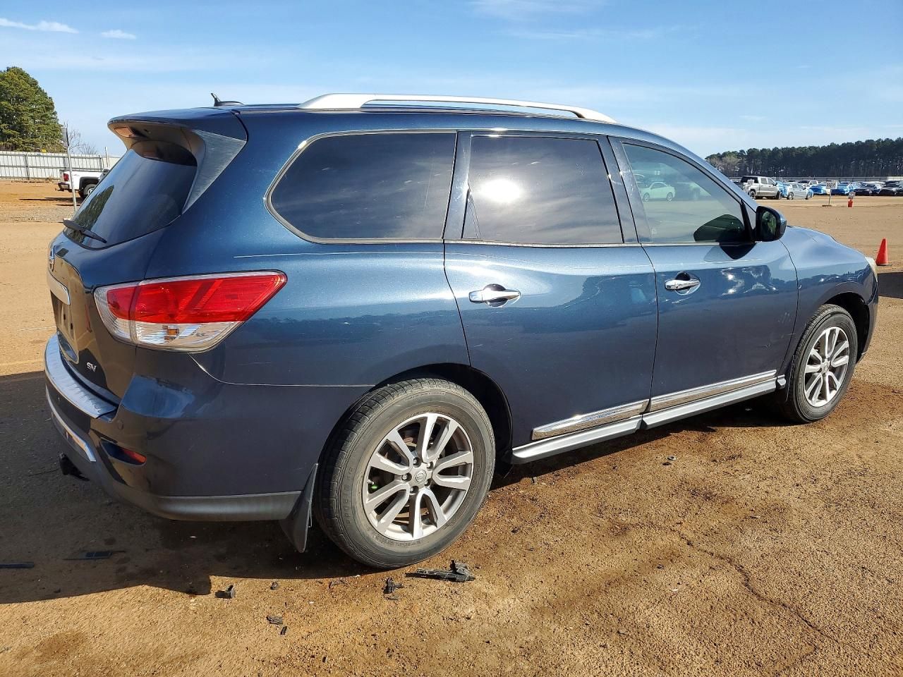 2014 Nissan Pathfinder s