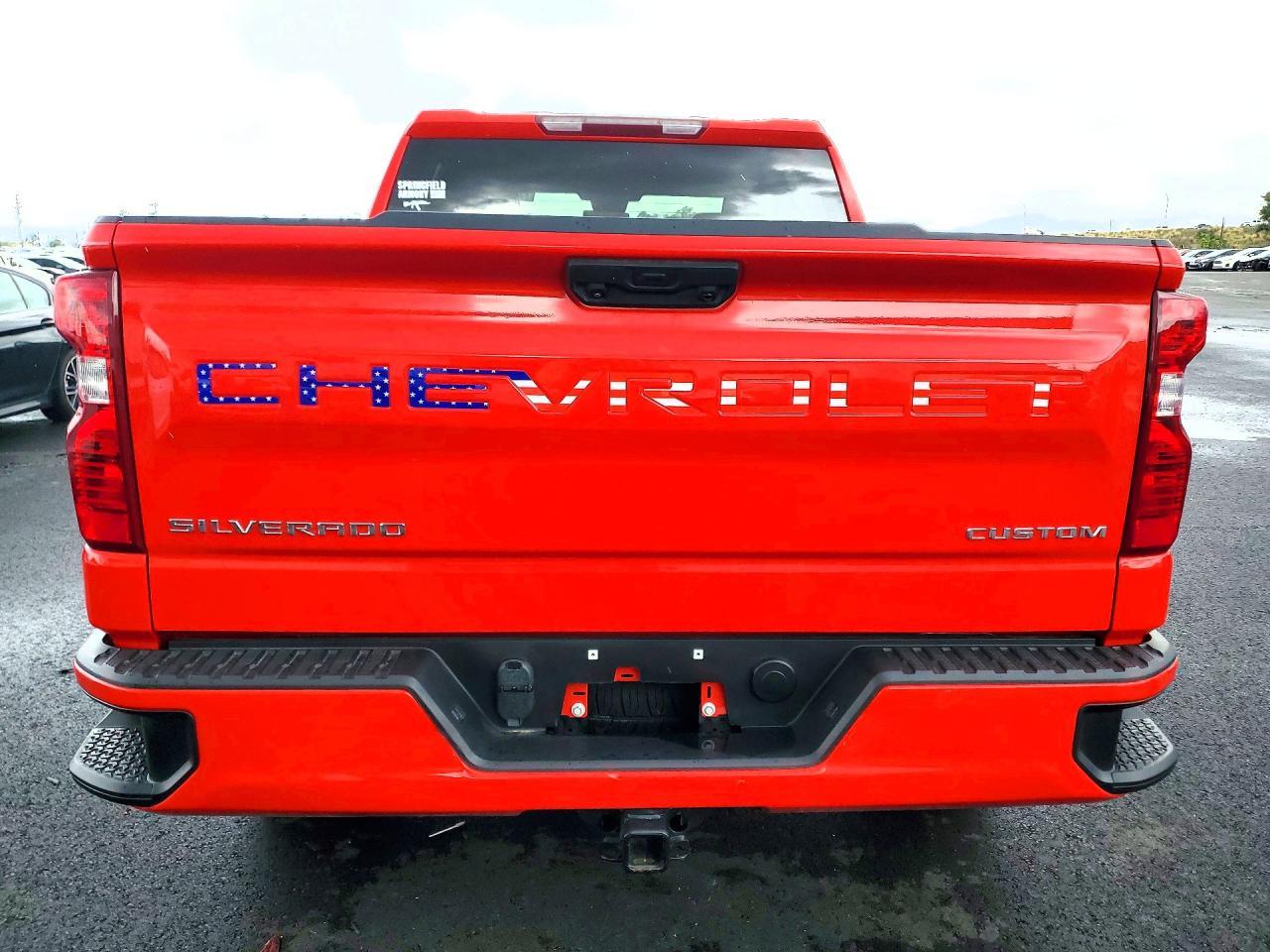 2024 Chevrolet Silverado C1500 Custom