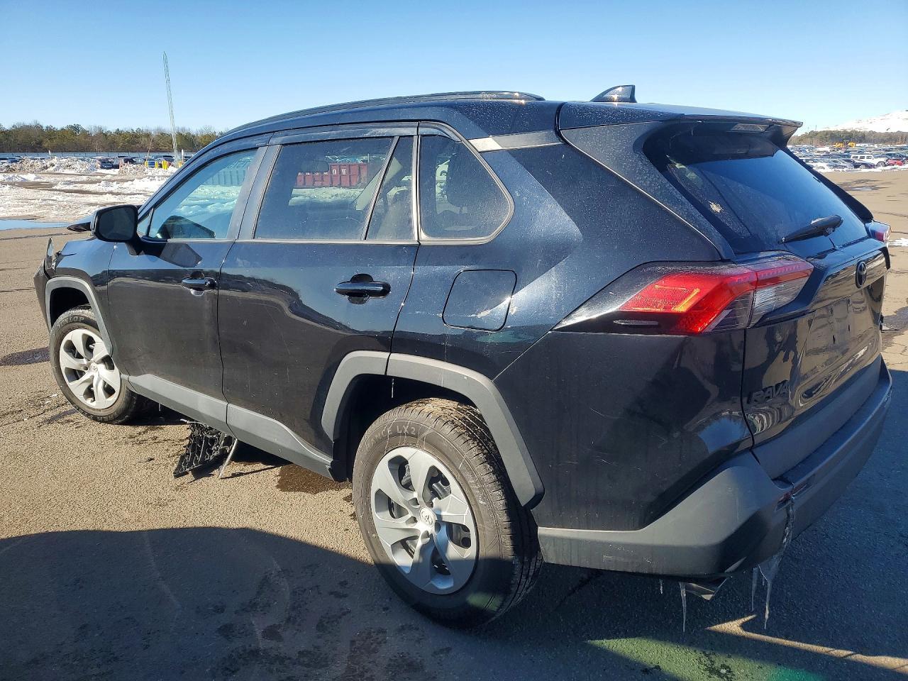 2020 Toyota Rav4 le