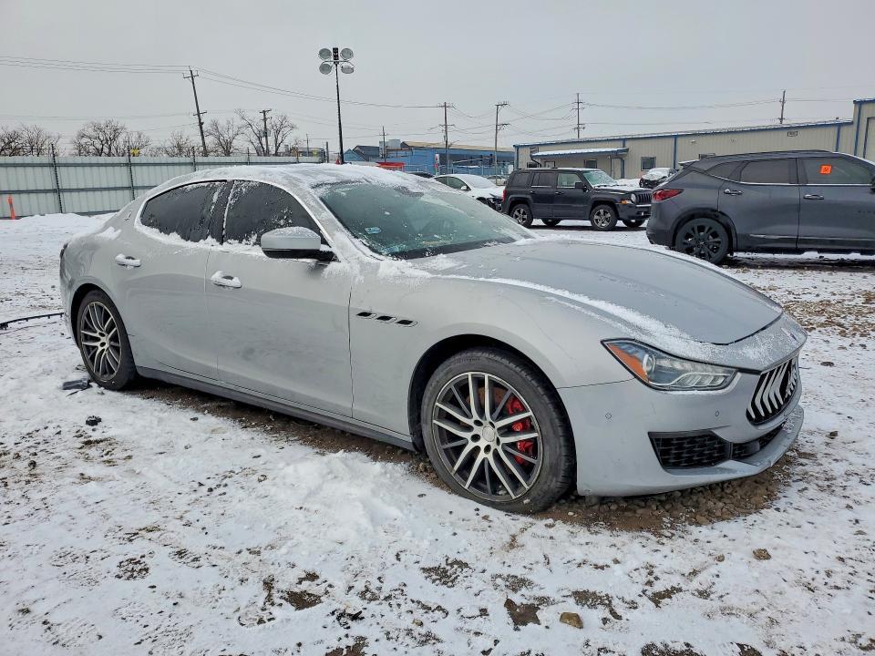 2018 Maserati Ghibli s