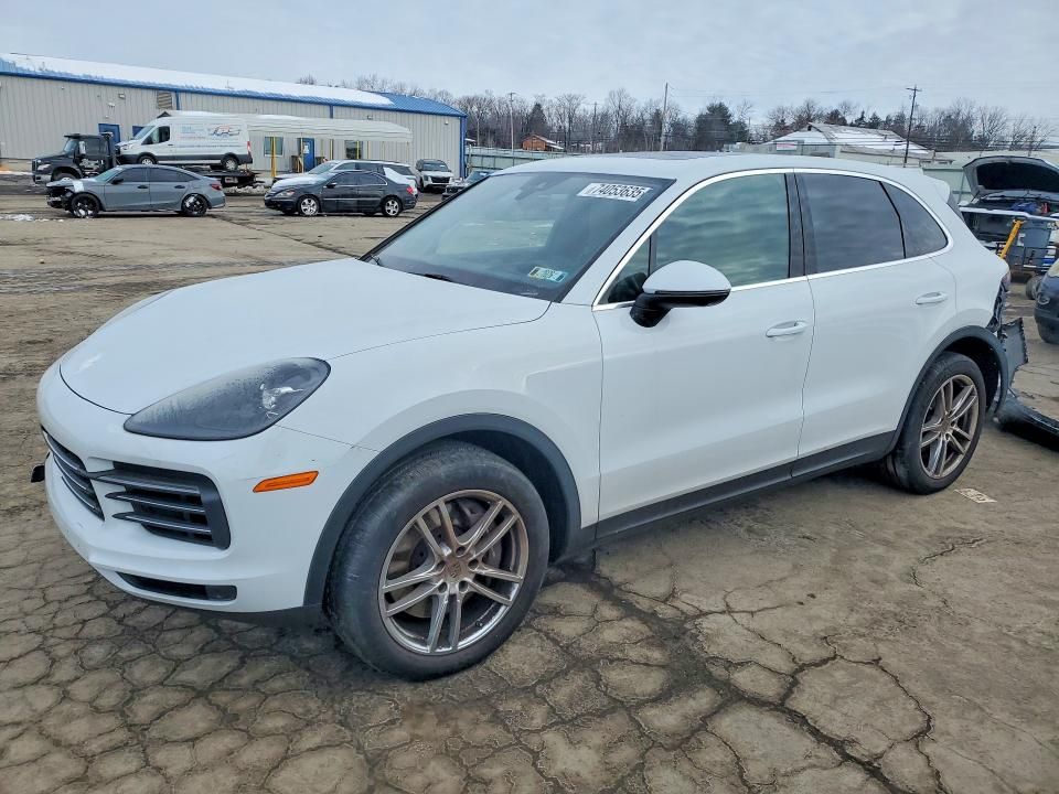 2023 Porsche Cayenne Base