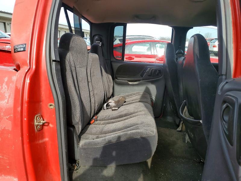 2000 Dodge Dakota Quattro