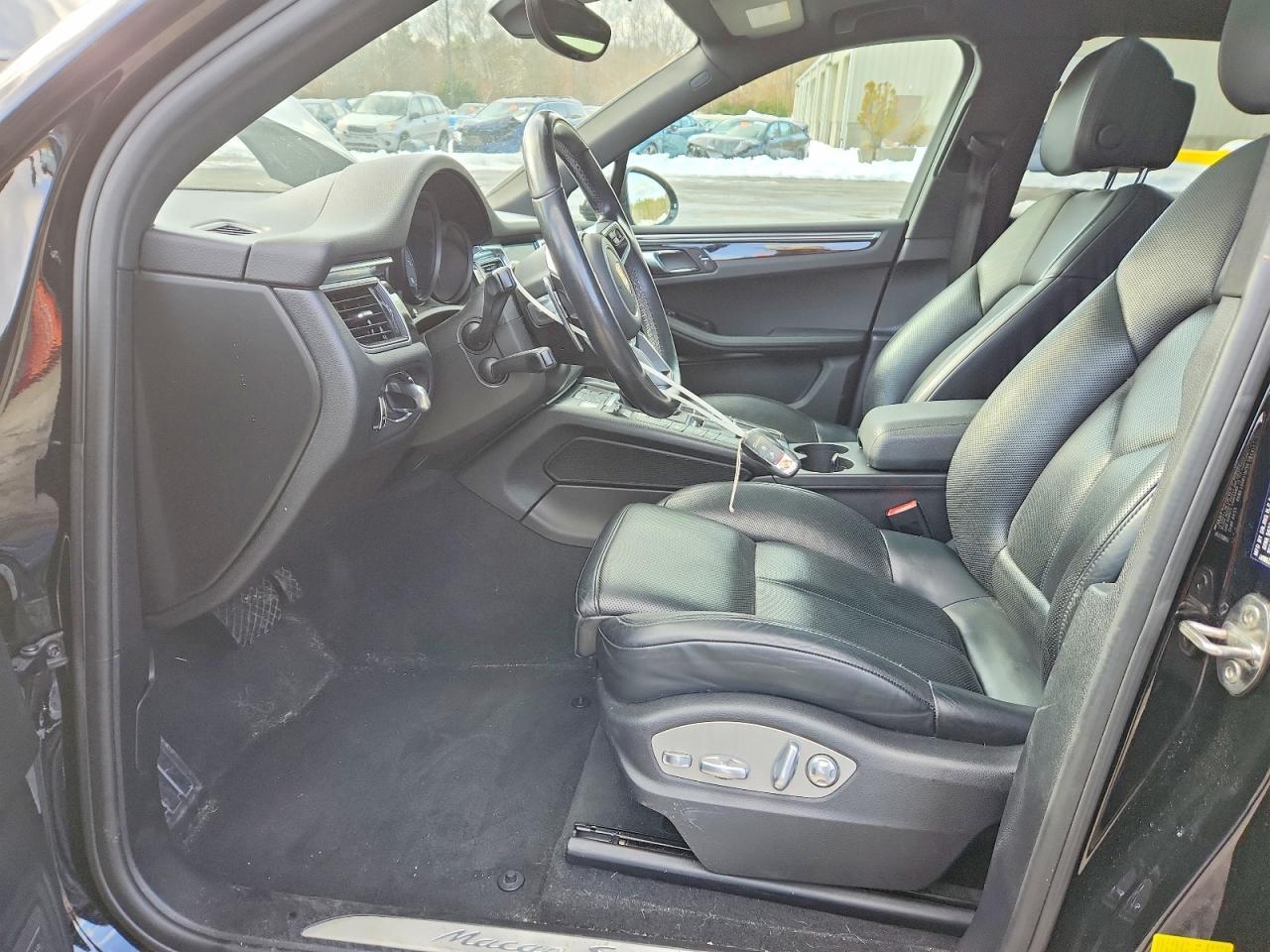 2018 Porsche Macan s