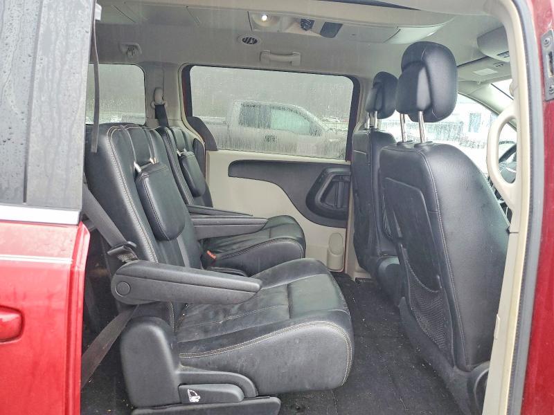 2014 Chrysler Town & Country Touring