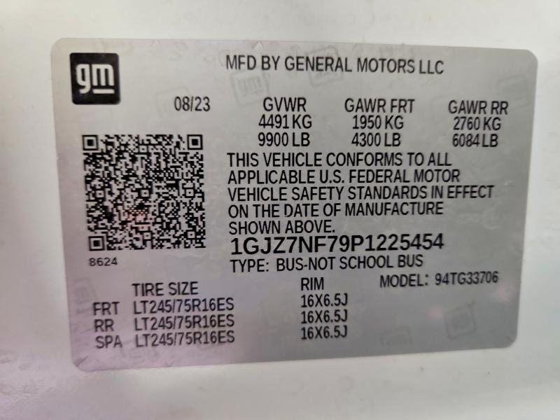 2023 GMC Savana G3500 LS