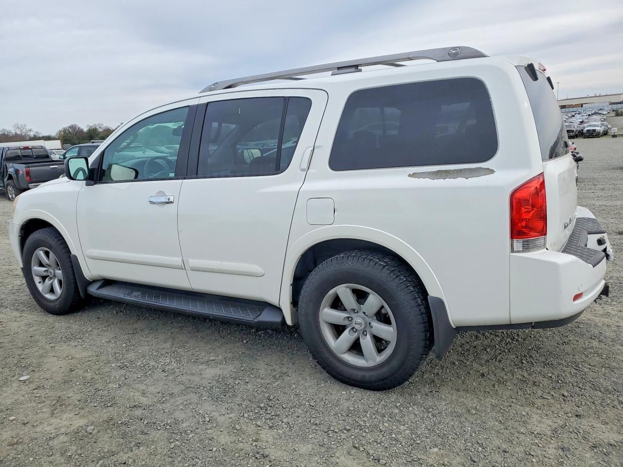 2012 Nissan Armada sv
