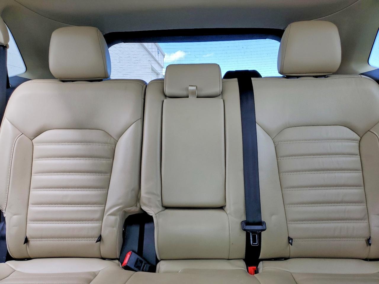 2016 Ford Edge sel