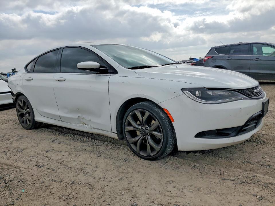 2015 Chrysler 200 s
