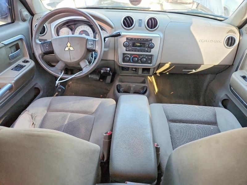 2006 Mitsubishi Raider Durocross