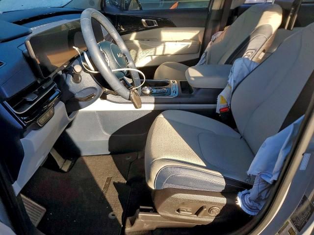 2025 KIA Carnival sx