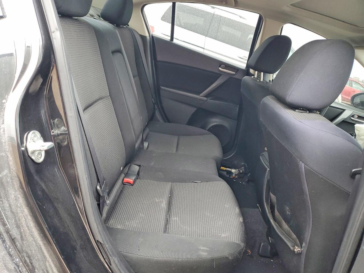 2012 Mazda 3 I