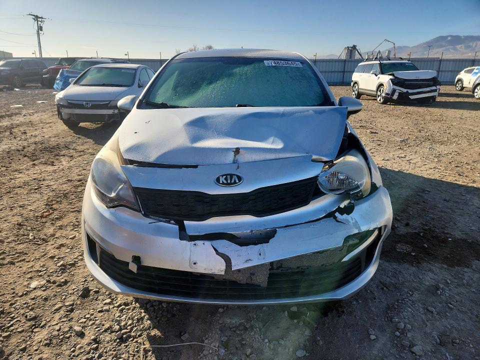 2017 KIA Rio lx