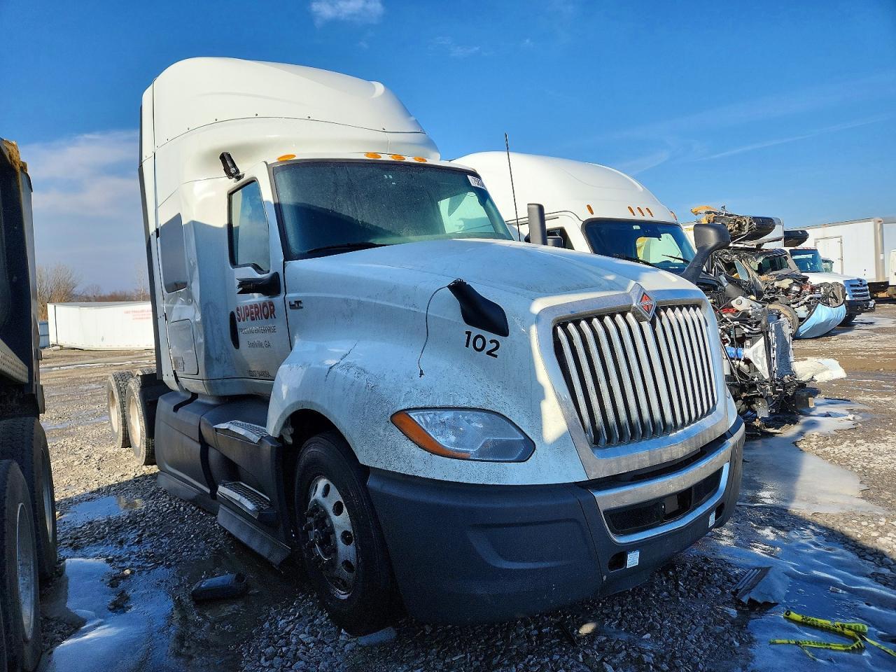 2021 International LT625