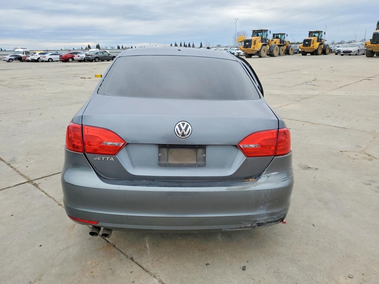 2013 Volkswagen Jetta Base