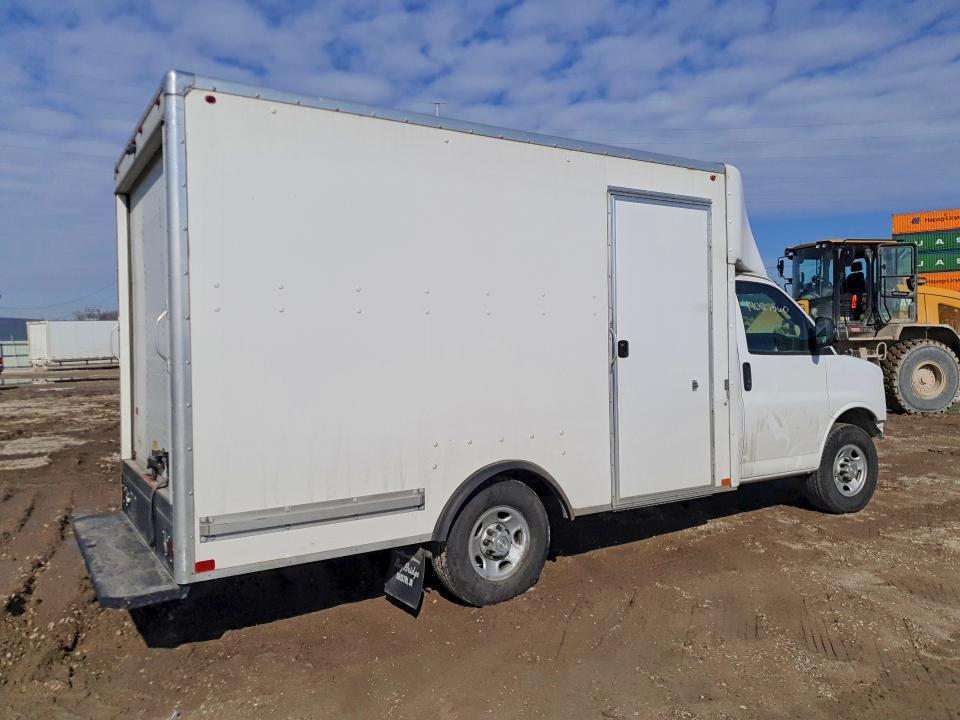 2020 Chevrolet Express Delivery Truck