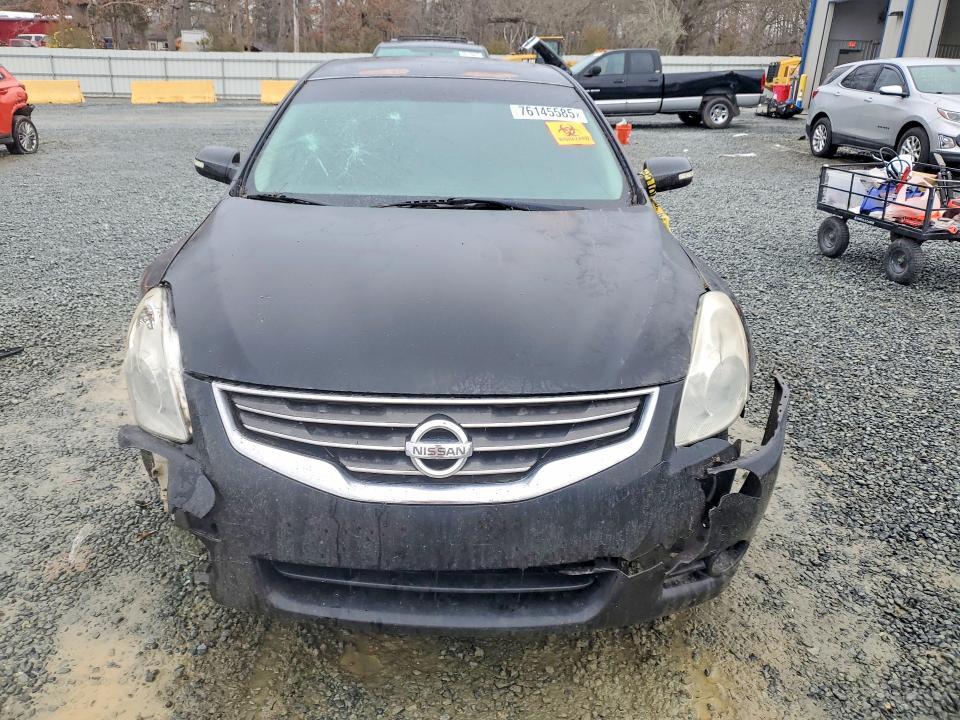 2010 Nissan Altima Base