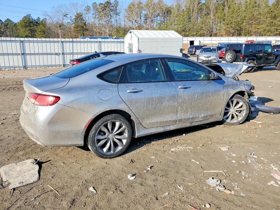 2016 Chrysler 200 s