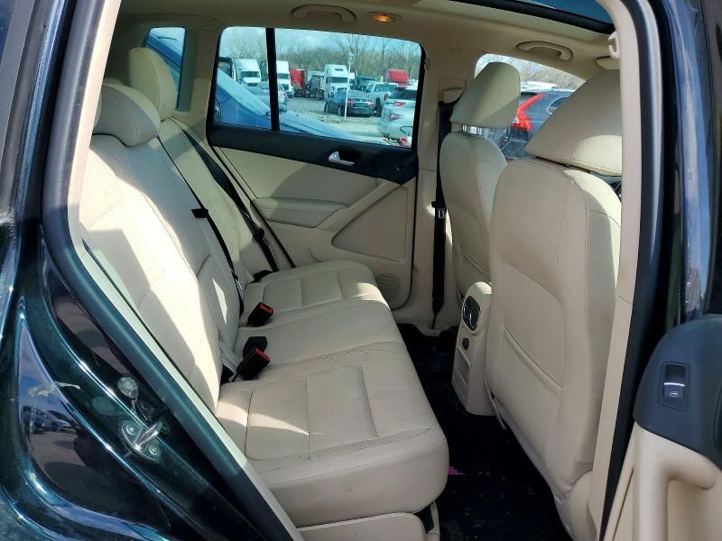 2016 Volkswagen Tiguan s