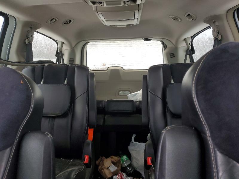 2015 Chrysler Town & Country Limited Platinum