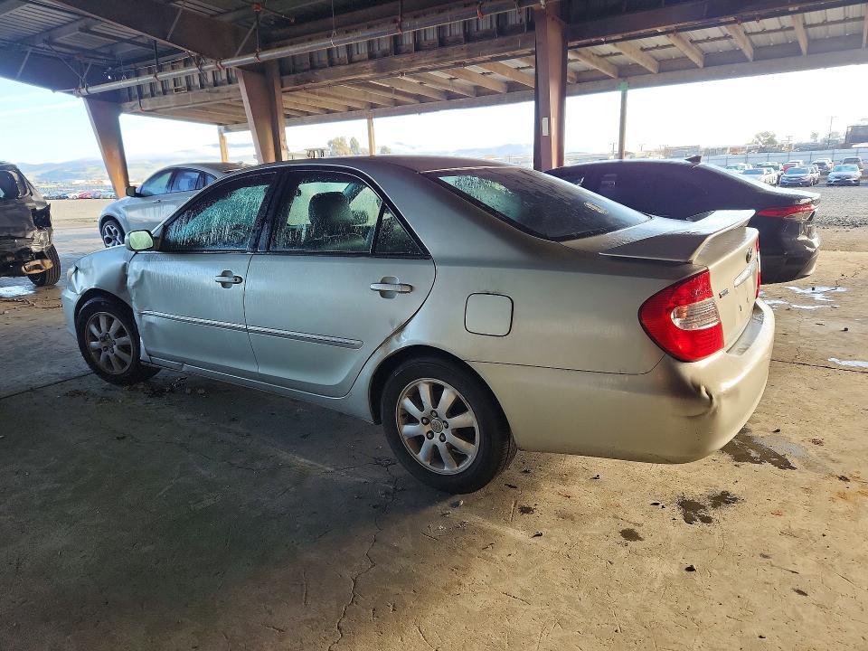2003 Toyota Camry le