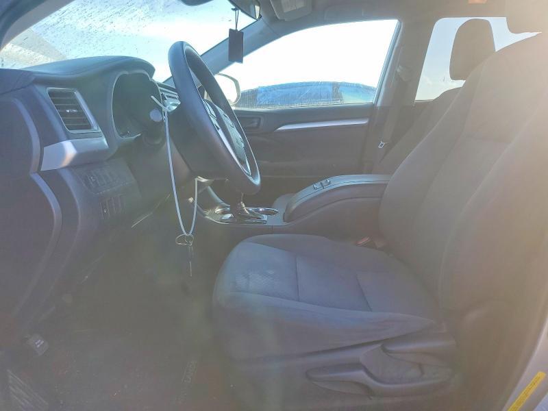 2019 Toyota Highlander le