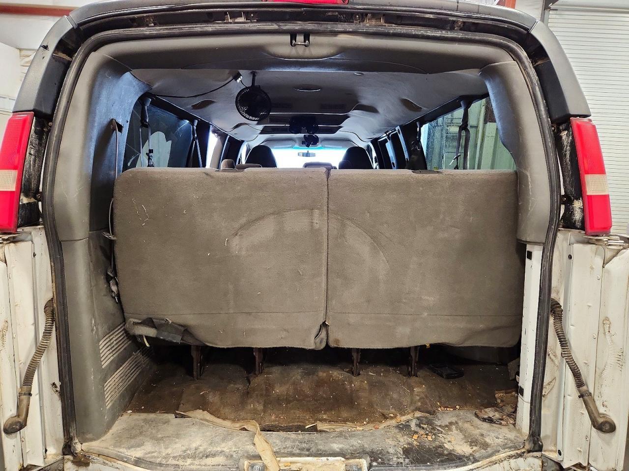 2011 Chevrolet Express G3500 LT