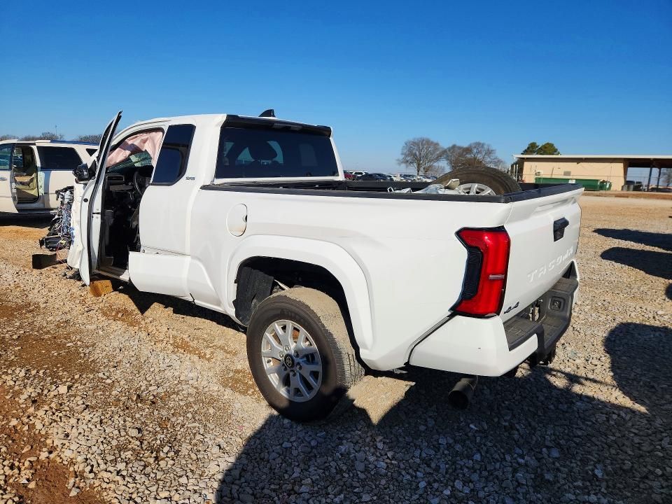 2024 Toyota Tacoma Xtracab