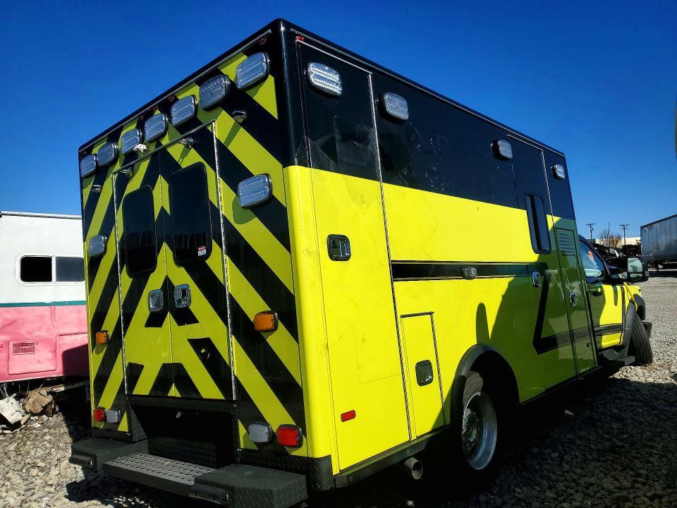 2023 Ford F550 Super-Ambulance